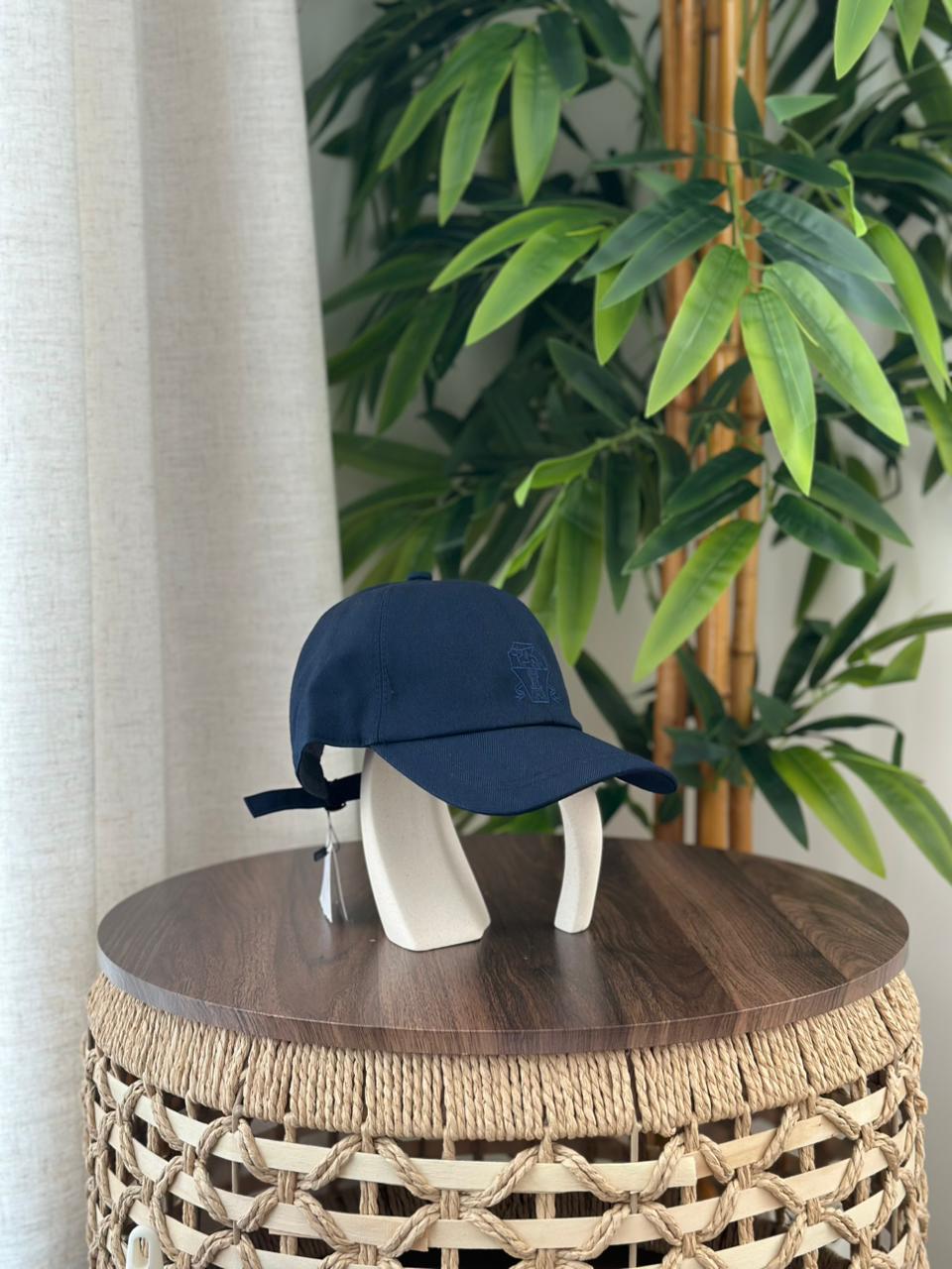 Brunello Cucinelli Embroidered Crest Cotton Baseball Cap (Navy Blue)