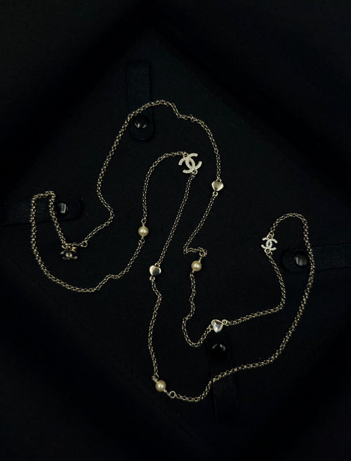 Chanel CC Heart & Pearl Long Sautoir Necklace (Gold/White/Crystal)