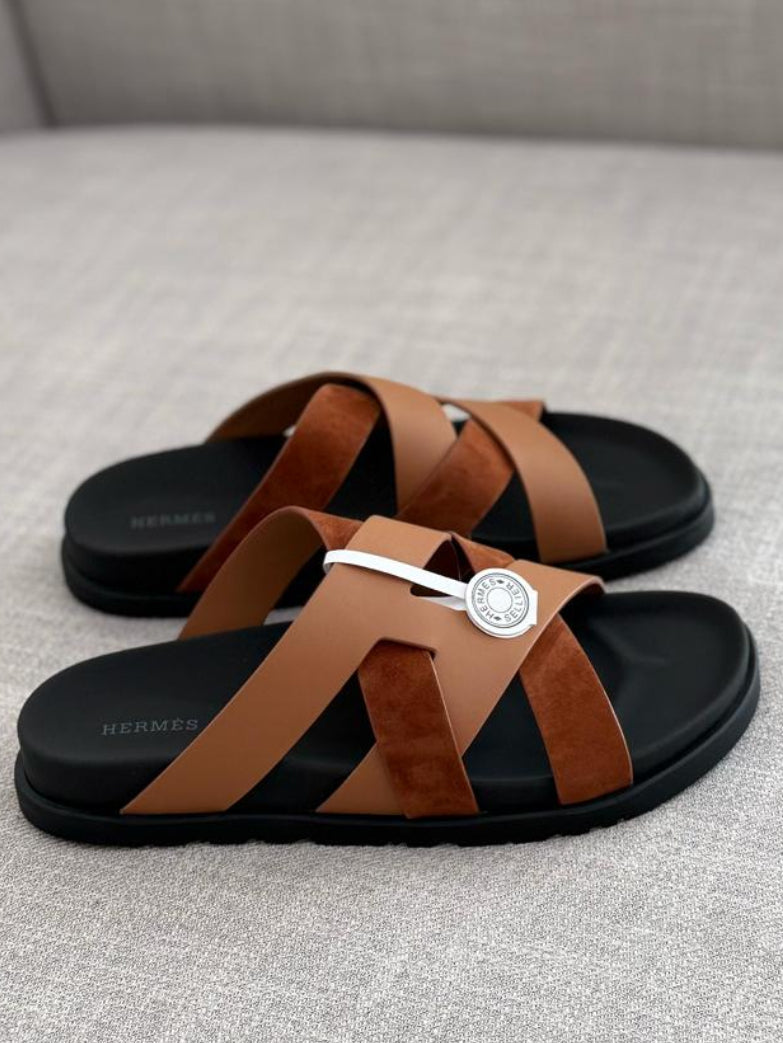 Hermès Éric Sandal (Gold / Noir)