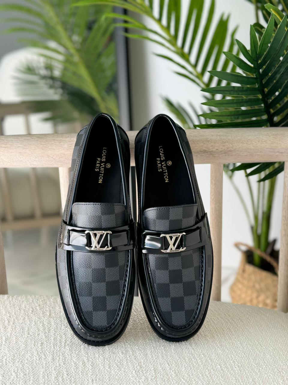 Louis Vuitton Major Loafer (Damier Graphite)
