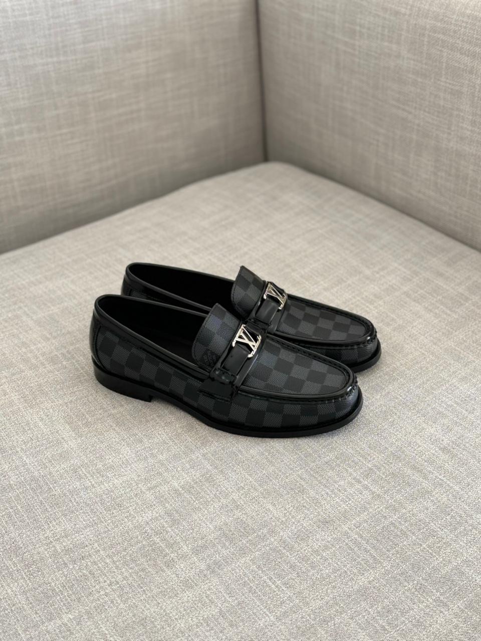 Louis Vuitton Major Loafer (Damier Graphite)