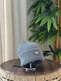 Prada Ribbed Knit Wool and Cashmere Beanie (Grey / Slate Grey)