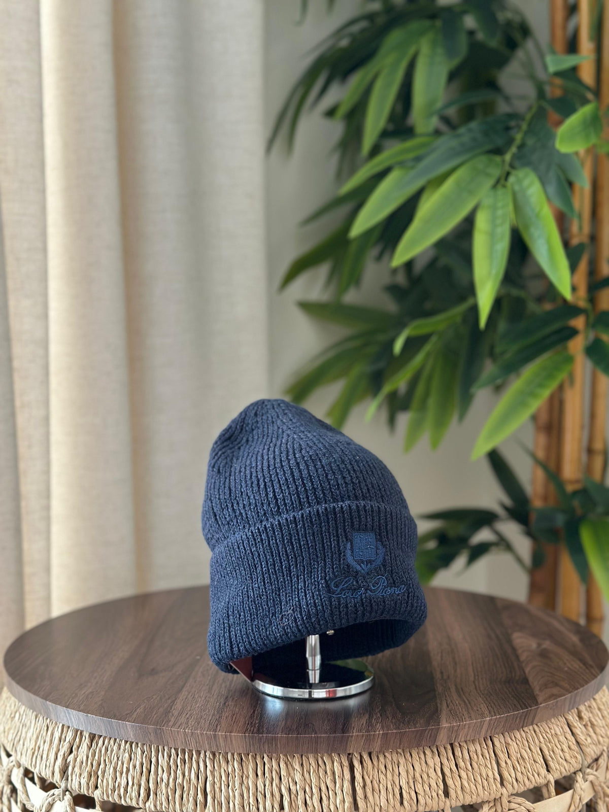 Loro Piana Rib-Knit Cashmere Beanie (Navy Blue)