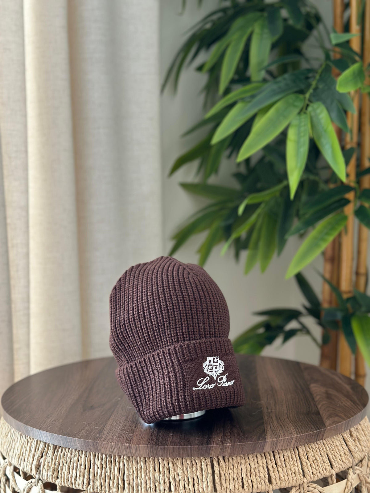 Loro Piana Rib-Knit Cashmere Beanie (Dark Brown)