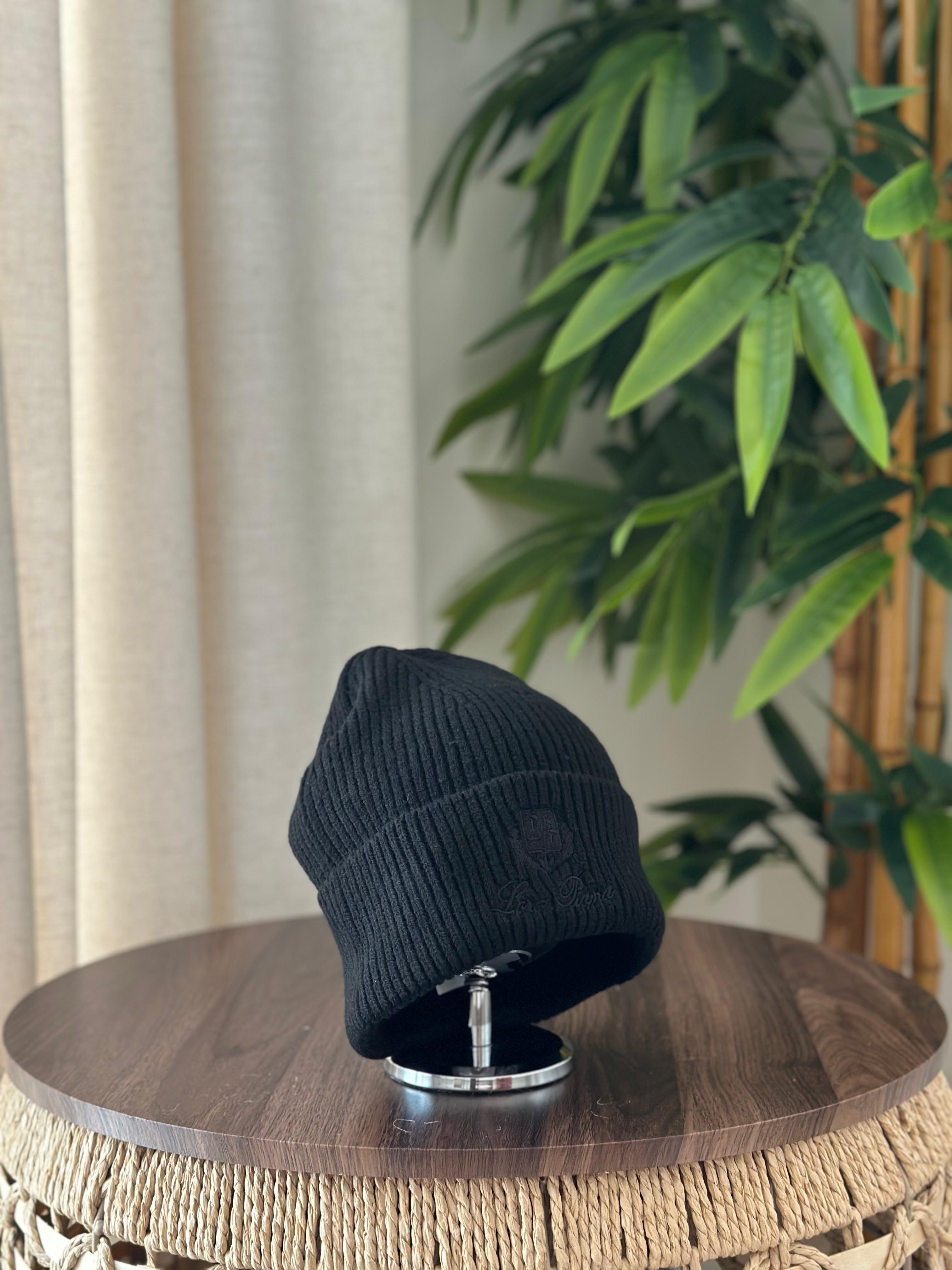 Loro Piana Rib-Knit Cashmere Beanie (Black)