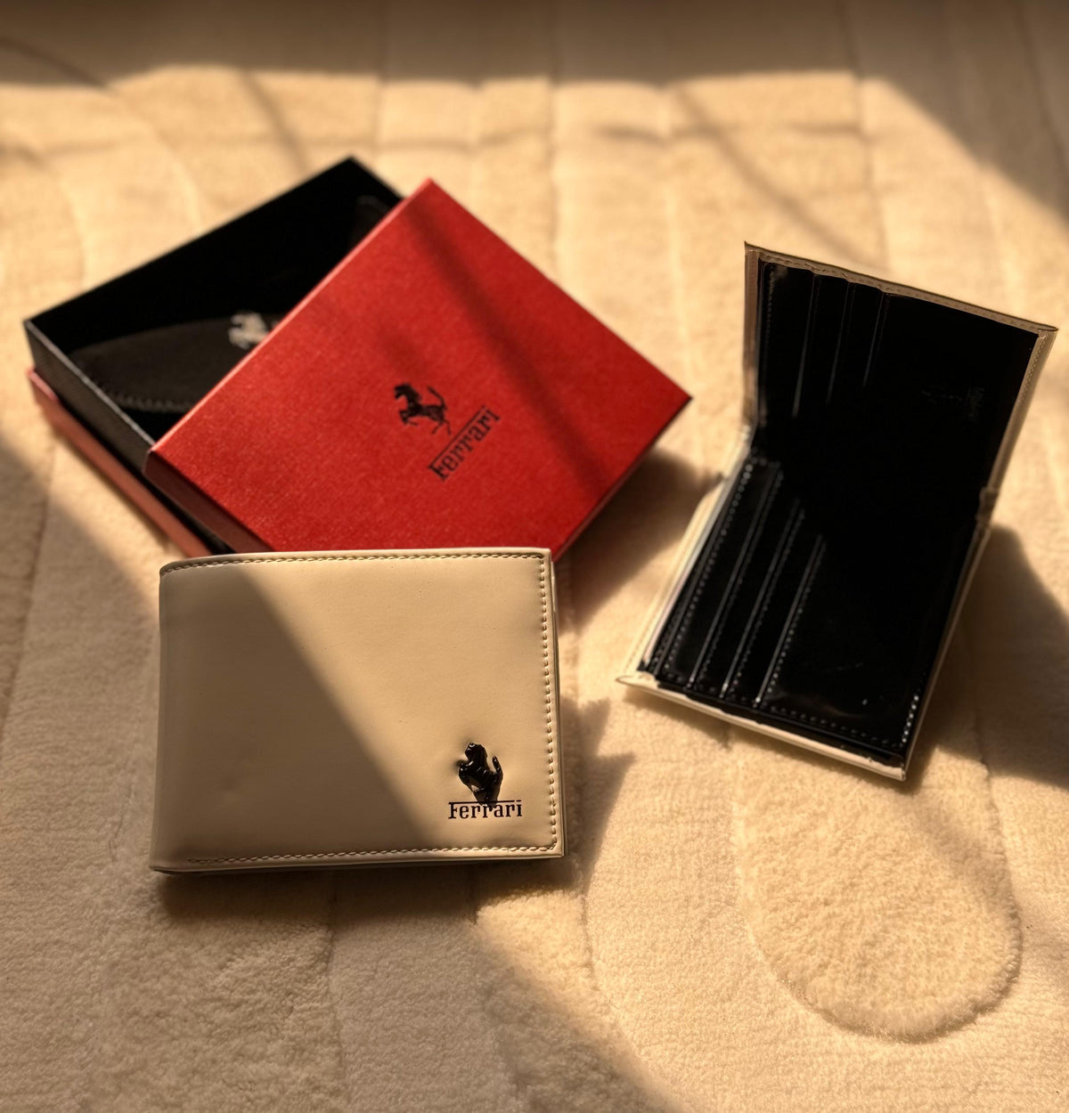 Ferrari Smooth Leather Bi-Fold Wallet (White / Off-White)