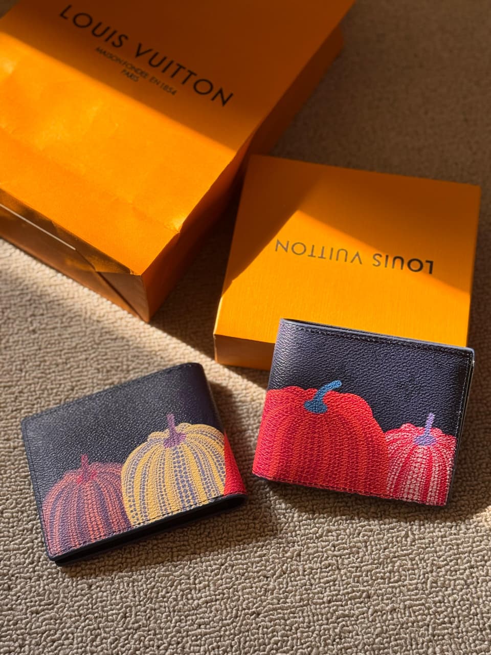 Louis Vuitton x Yayoi Kusama Multiple Wallet Monogram Eclipse Pumpkin (Black/Multicolor)