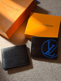 Louis Vuitton Multiple Wallet Epi Leather with Circle LV Logo (Black/Blue)