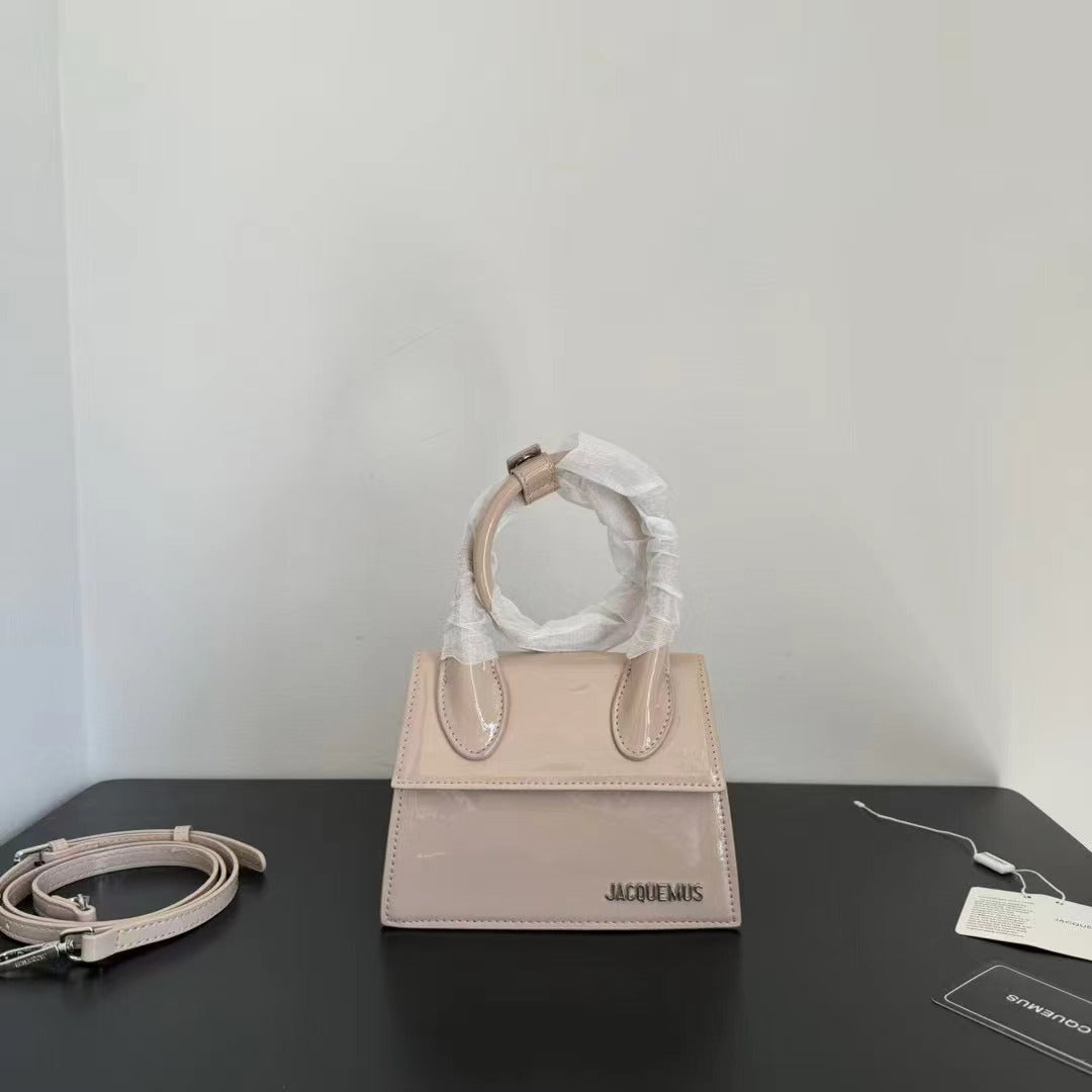 Jacquemus Le Chiquito Noeud (Beige / Light Nude)