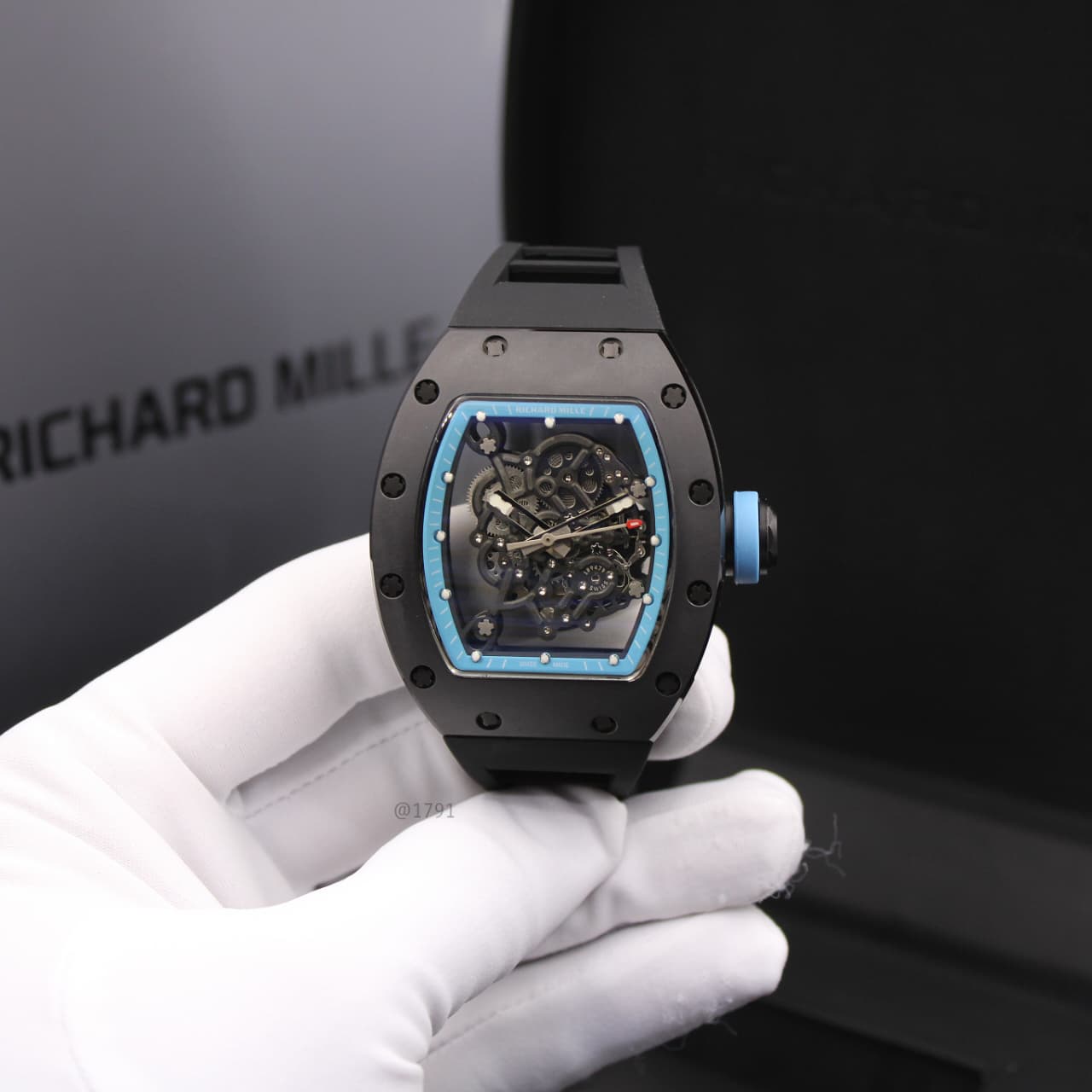 Richard Mille RM 055 Bubba Watson "Yas Marina" (Black/Light Blue)