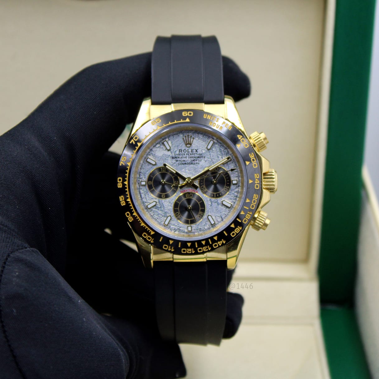 Rolex Cosmograph Daytona (Meteorite Dial with Black Subdials, 18kt Yellow Gold)