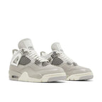 Jordan 4 Retro Frozen Moments