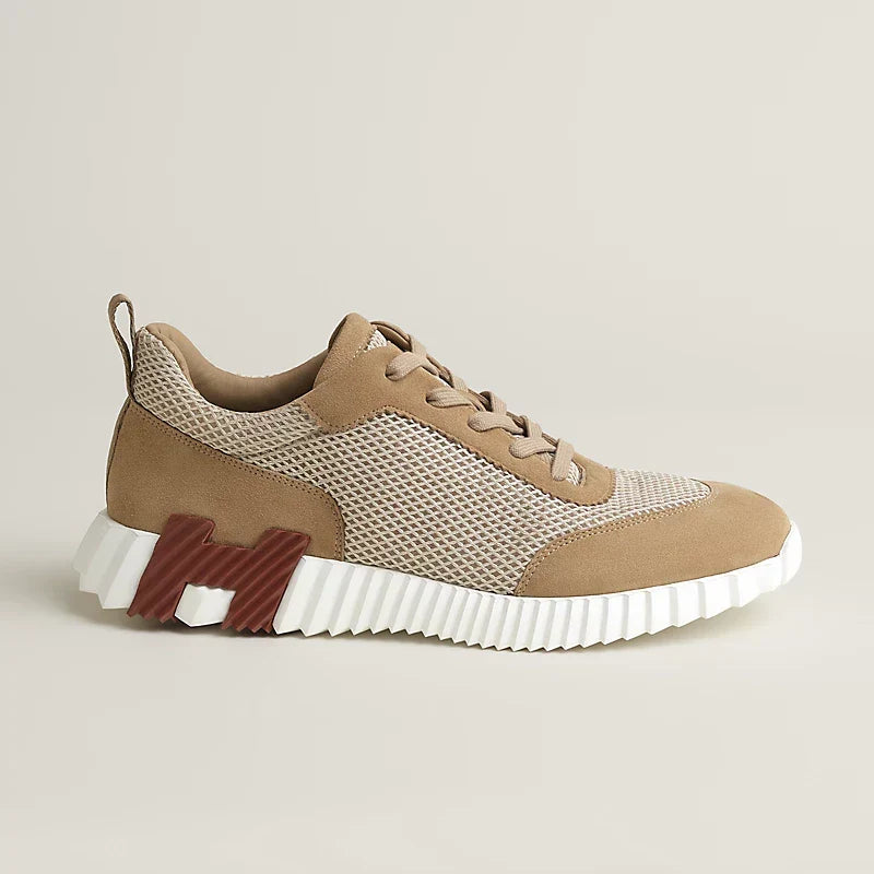 Bouncing sneaker